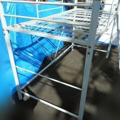 【自社配送は札幌市内限定】ロフトベッド スチール製 シングルマットレス付き ホワイト 店頭お引き取り歓迎の画像