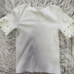 無料。まだまだ着れます。レディースの服処分20着の画像