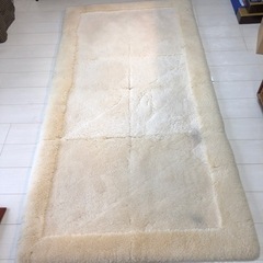 ムートンシーツ　羊毛皮