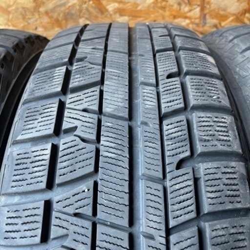 バリ山　YOKOHAMA ヨコハマ　IG50プラス　215/60R16 スタッドレス タイヤ　2019年製　16インチ