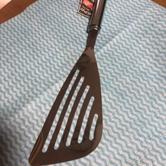 【新品】バターピーター　ステンレスフライがえしの画像