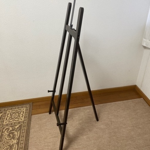 イーゼル、看板立て 底辺:60cm、高さ:130cm