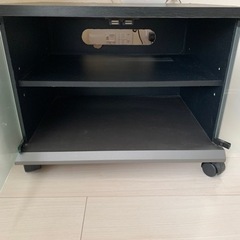 テレビ台（薄型テレビ20vまで可能）　期間限定の画像