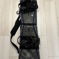 新品総額40万円超！スノボセット（ボード，バインディング，ブーツ...