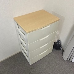 衣装ケースの画像