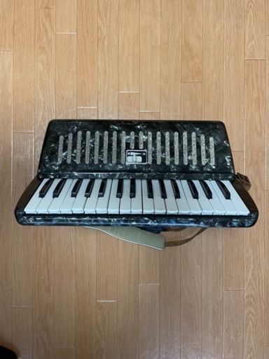 YAMAHA Accordion ヤマハ　アコーディオン B32