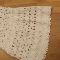 ベトナム製　コットンレース　ブラウス　七分袖　ラッパ袖　Ｌサイズの画像