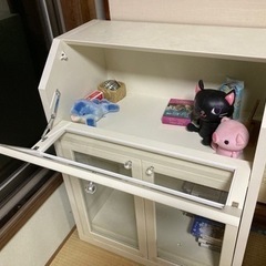 B-COMPANY   ガラスキャビネットの画像