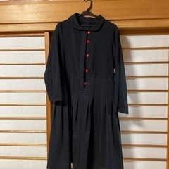 黒ワンピース　Mサイズ