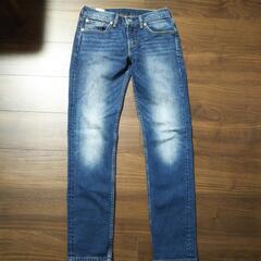 Levi's レディースジーンズ