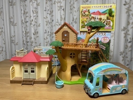 シルバニアファミリー　sylvanian families ツリーハウス　テラス　幼稚園バス