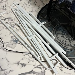 イケア MULIG ハンガーラック 2個 高さ90cmの画像