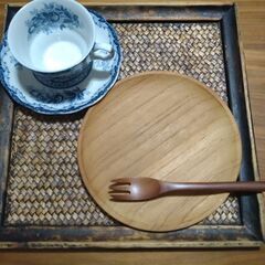 木のトレイ　お盆