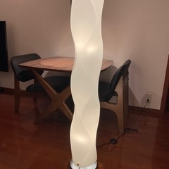 LEDフロアライト　リモコン調光機能付きの画像
