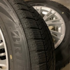 エスクァイア　スタッドレスの画像