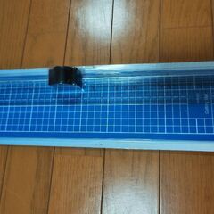 マット付きペーパーカッター