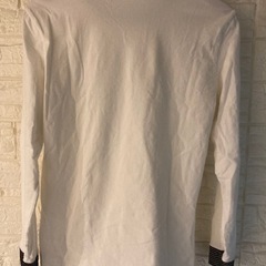 エンポリオアルマーニ　ロングTシャツの画像