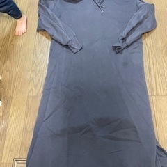 パーカーワンピース