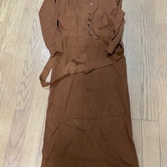 アンデミュウ　ニットワンピース