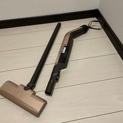 値下げ　コードレス　コンパクト掃除機　SWEEPLUS  実用品　の画像