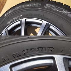 スタッドレスタイヤ スノータイヤ 195/65Ｒ15 BLIZZAK VRX 割安中古品 残溝多し アルミ付 極上美品4本セット ノアで使用