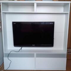 白いテレビボード
