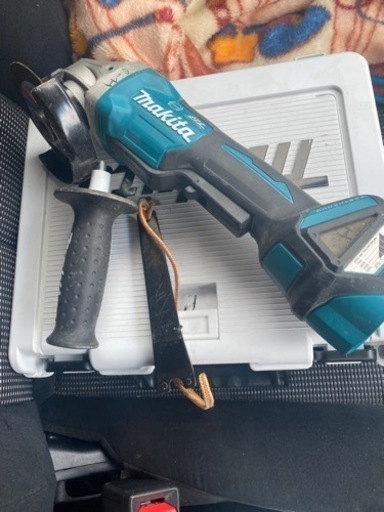 マキタ　18V グラインダー　サンダー