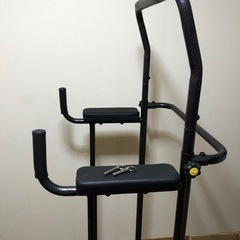ぶら下がり健康器具　懸垂