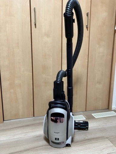 SHARP (CYCLONE)サイクロン掃除機　EC-P8X-P 2017年製