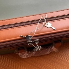 鍵付きバッグの画像