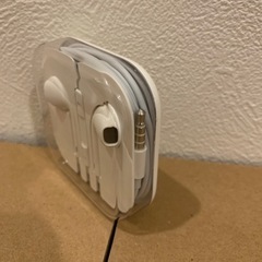 【新品】iPhone純正イヤホン(イヤホンジャックタイプ)の画像