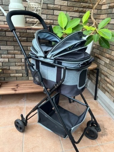 リッチェル　ペットカートミニモ（犬用）