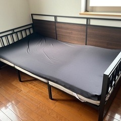 【受け渡し予定者確定済】ニトリ シングルベッド(カリナBK/DBR) セットの画像