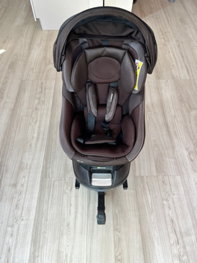コンビ クルムーヴ スマートISOFIX チャイルドシート エッグショック