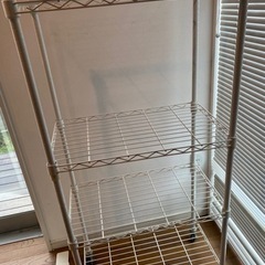 ラック　白の画像