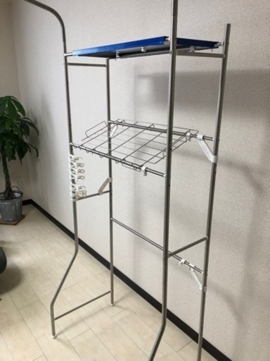 洗濯機上部のラック