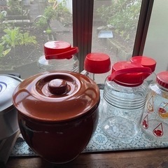 あげます　漬物瓶と漬物壺と鍋