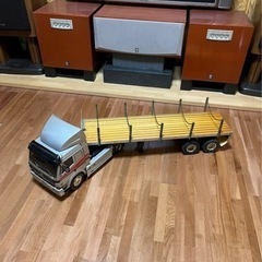 タミヤRC14/1 メルセデスベンツ1838LSとフラットベッドトレーラーの画像