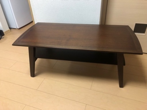 テーブル