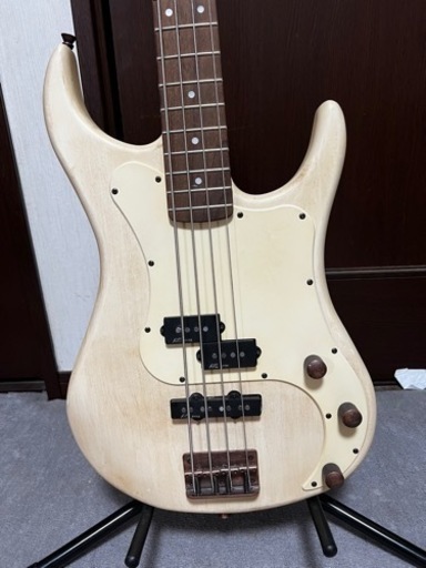 ベースギター AXL APJ-820-WO