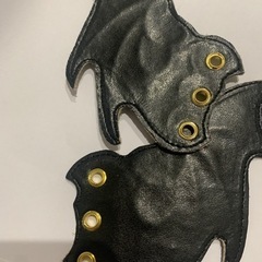 【お譲り先決まりました】YOSUKE 悪魔の羽ベージュコンビの画像