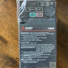 【新品】三菱インバーター　FR-E820-0.2K-1の画像