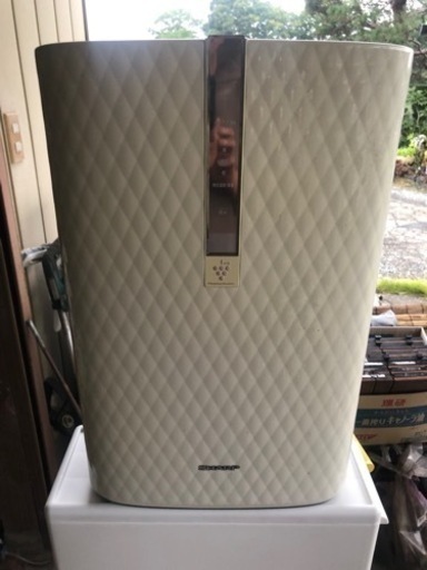 空気清浄機　シャープ　値下げ