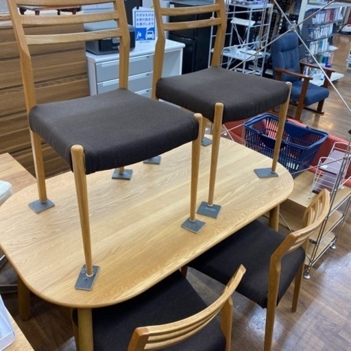 【筑波産商】ダイニング5点セット入荷しました！
