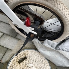 【取引終了】子供用 自転車 Ravi ラビ 16インチ 超軽量マグネシウム合金の画像
