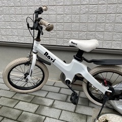 【取引終了】子供用 自転車 Ravi ラビ 16インチ 超軽量マグネシウム合金の画像