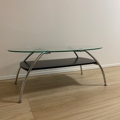 ガラスセンターテーブル　楕円形曲線美で癒される　小さいお子さんも安心の画像