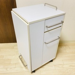 ネイルデスク&チェアセット