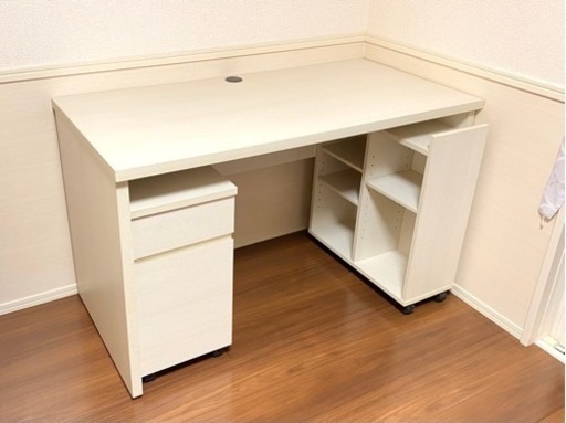 【美品】ニトリワイドデスク（ワゴン、チェスト付き）