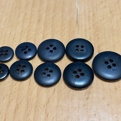 いろんなボタン掲載中 ボタン14個 ハンドメイドにどうぞ 同時購入割引します。①の画像